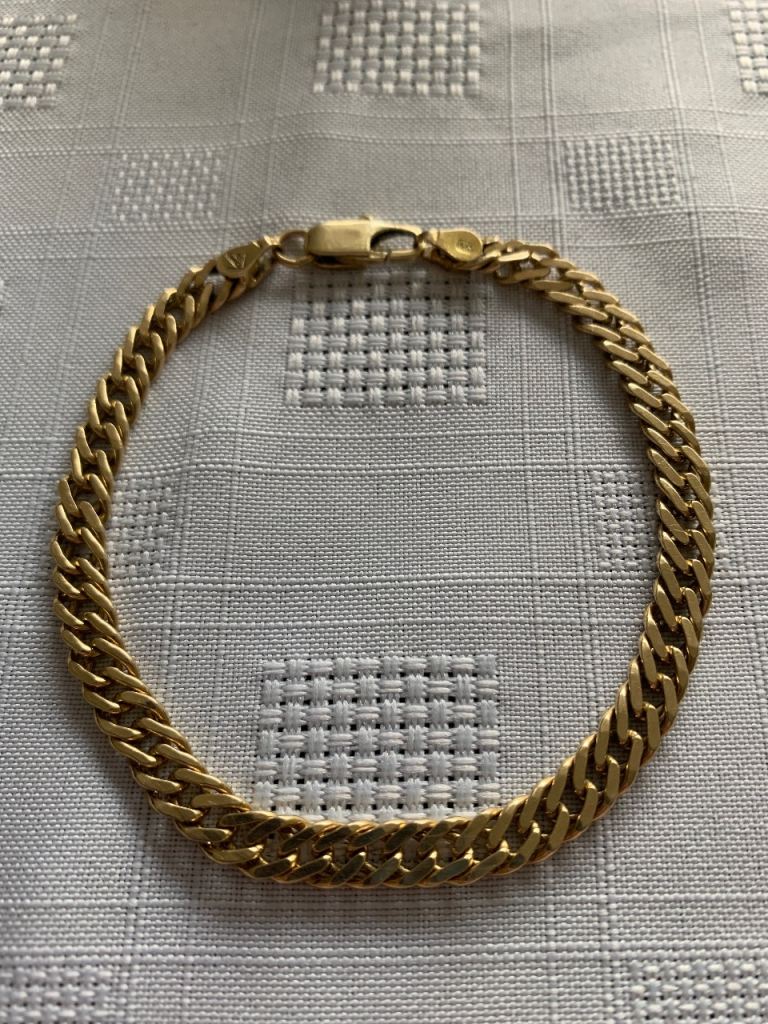 14 Carat Gold Cuban Link Bracelet 