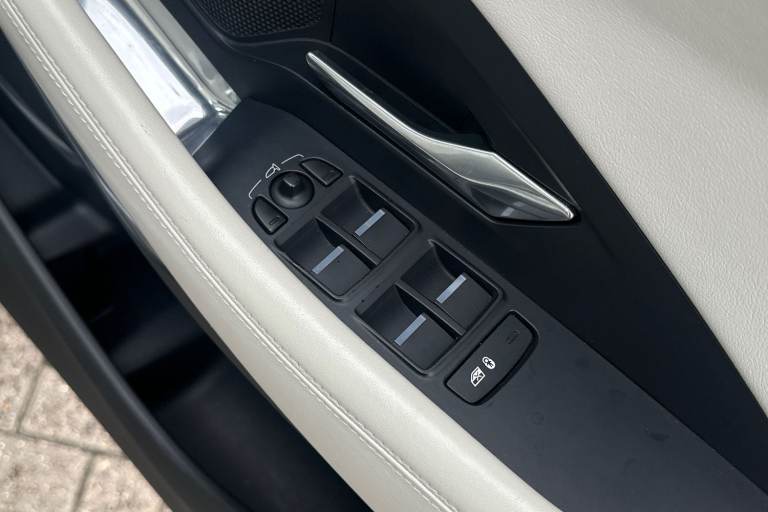  Jaguar E Pace 2.0 P250 R Dynamic Hse Suv 5dr Petrol Auto Awd Euro 6 s/s 249 Ps