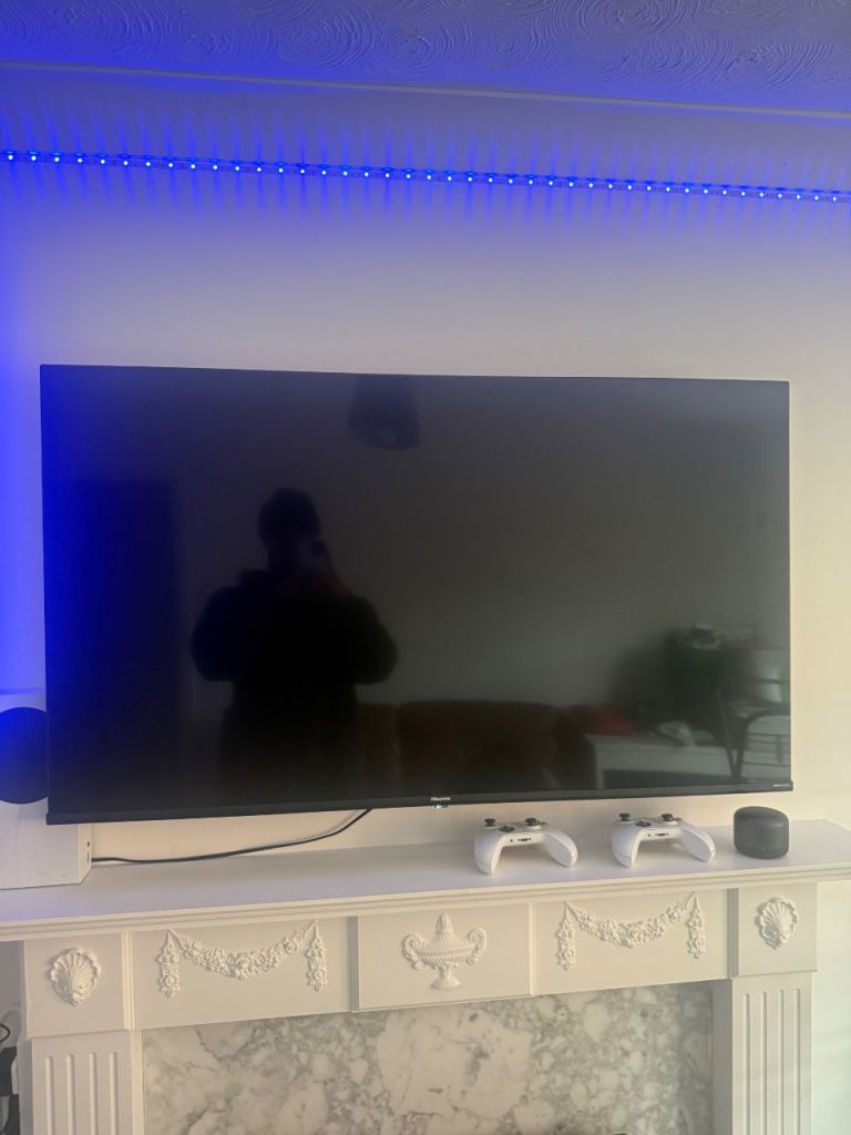 Hisense 50E7KQTUK 50" 4K QLED Smart TV - Spares or Repair