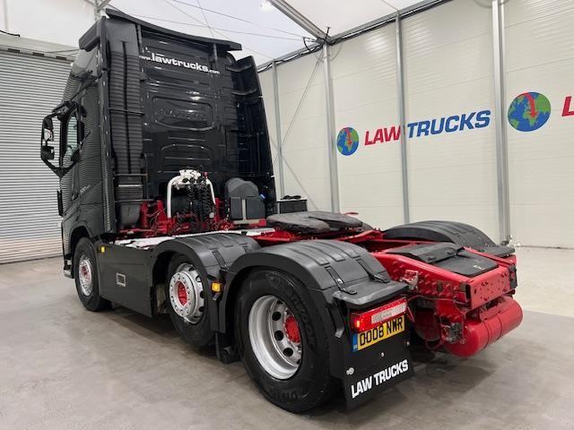 Volvo FH 500 GTXL 6x2 Midlift Tractor Unit