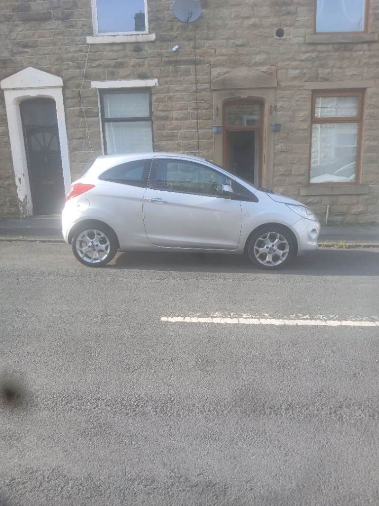 Ford, KA, Hatchback, 2010, Manual, 1242 (cc), 3 doors