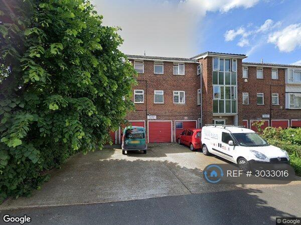 1 bedroom flat in Thamesmead, London, SE28 (1 bed) (#3033016)