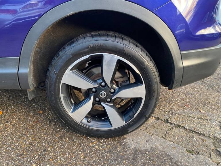 2015 15 NISSAN QASHQAI 1.2 DIG-T N-TEC SUV 5DR PETROL MANUAL 2WD EURO 5 (S/S) (1