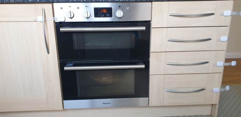 *REDUCED* Hotpoint Double Oven