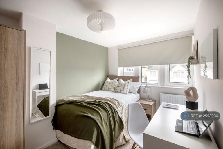 1 bedroom in Sedgemoor Road, Bath, BA2 (#2553930)