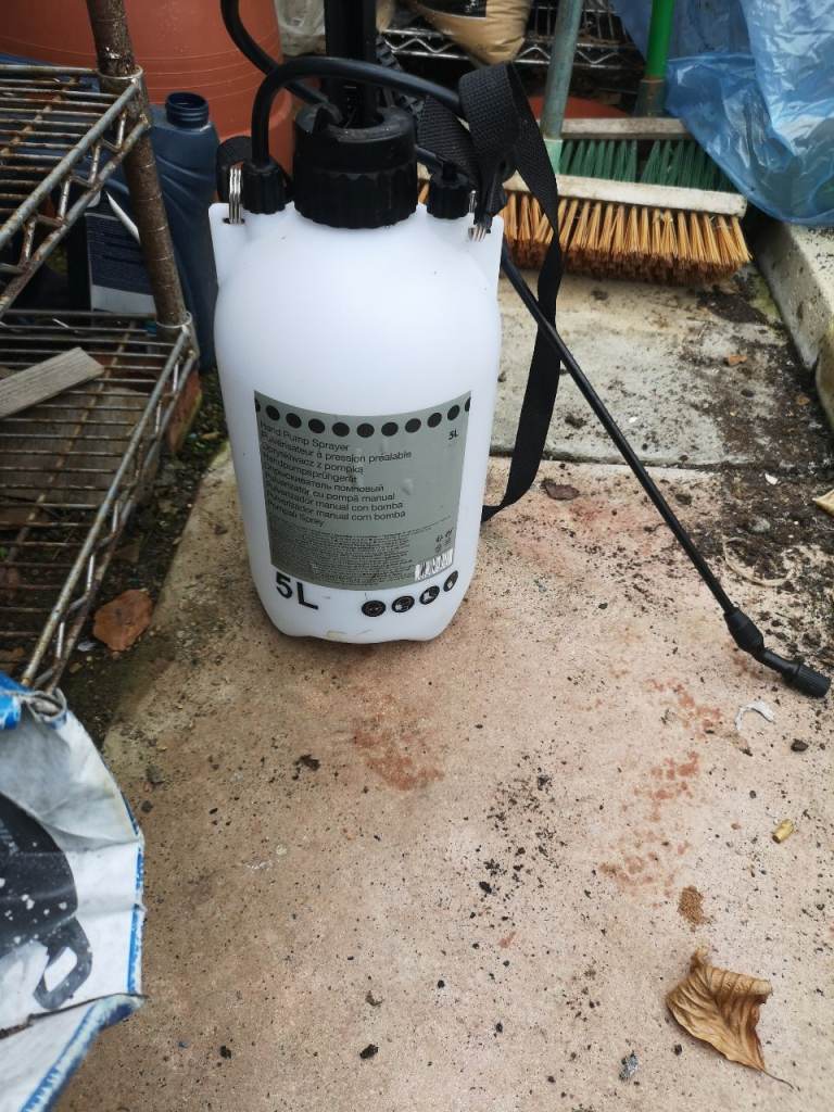 Brand new unused 5l garden pressure sprayer