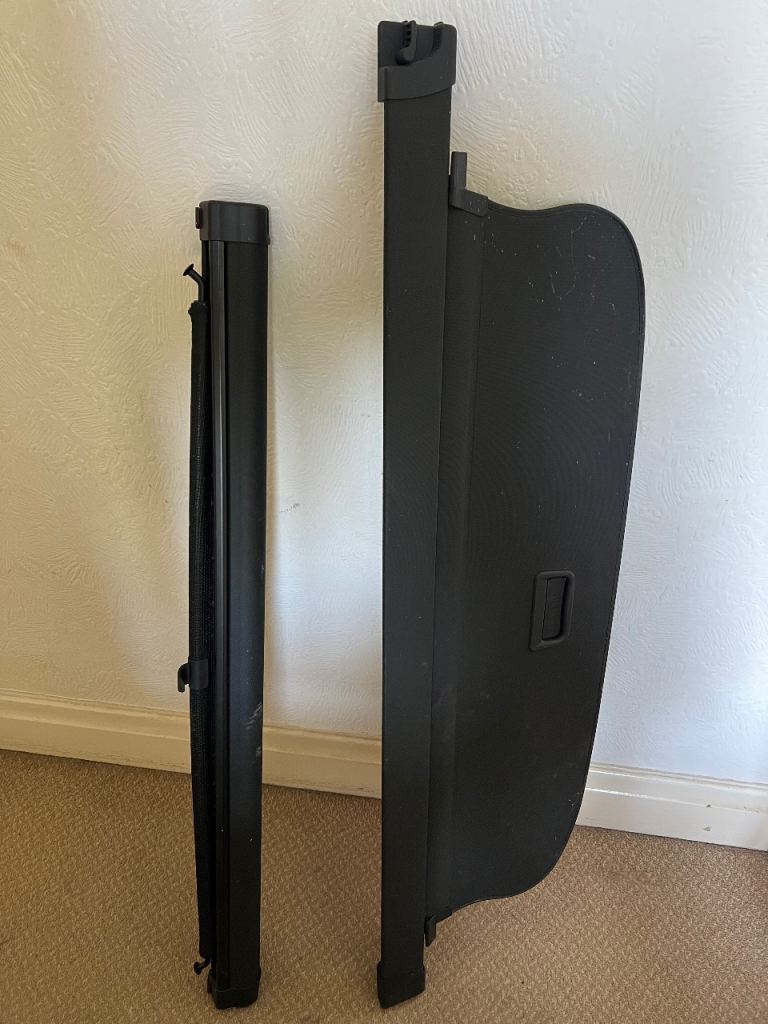 Genuine Audi A6 Avant car boot divider 