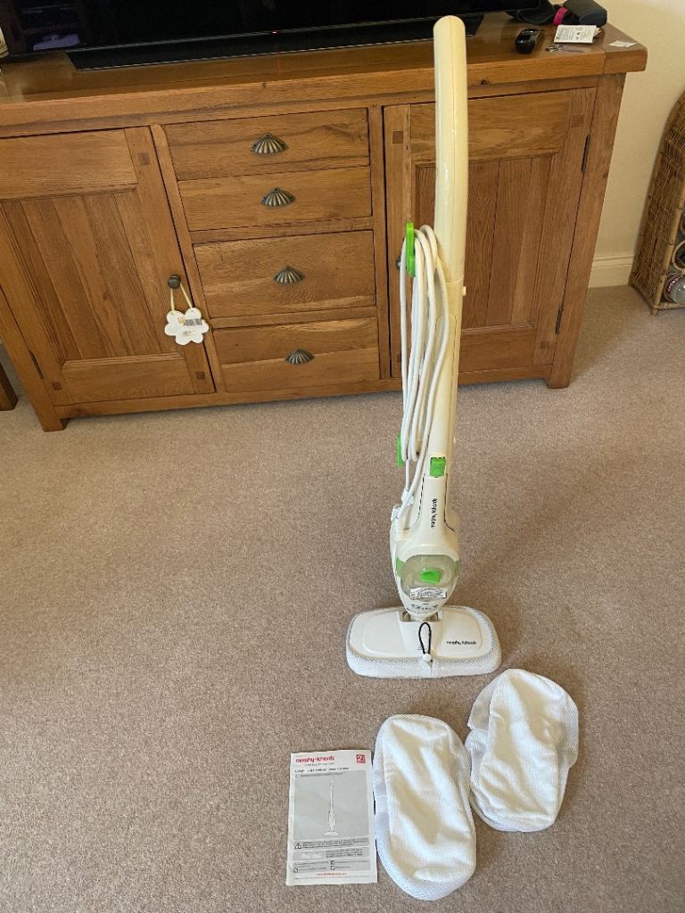 Morphy Richards Steam Cleaner