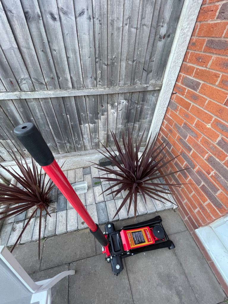 3 Tonne Trolley Jack NEW