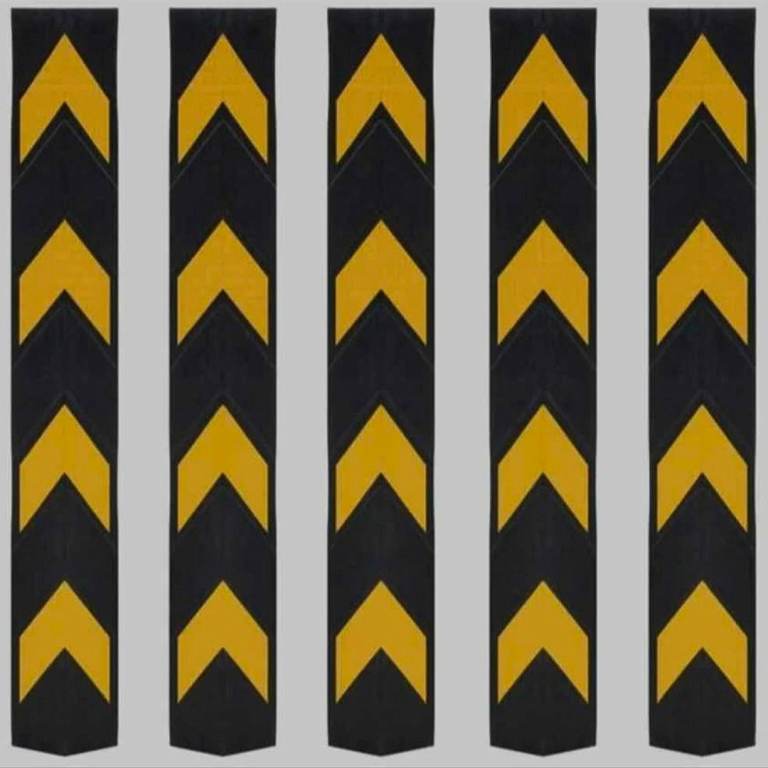 Reflective Corner Guards Rubber 5 pcs in 1 box, 4 boxes for sale