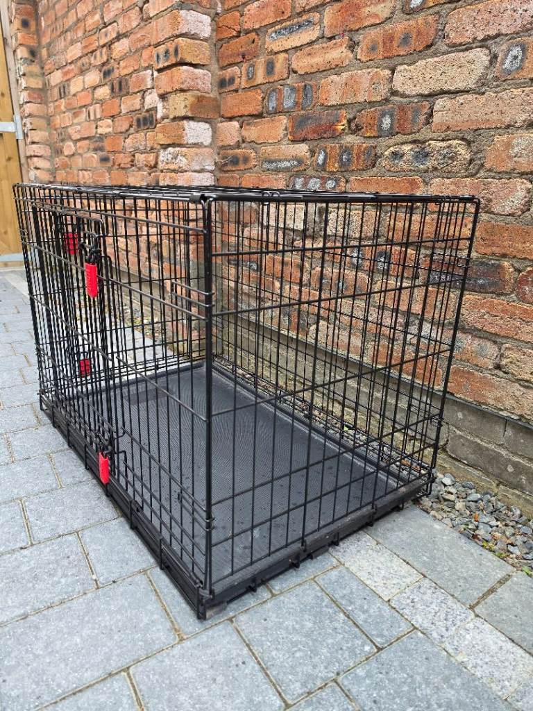 Kong dog crate for medium/large dog