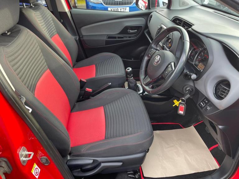 TOYOTA YARIS 1.33 Dual VVT-i Sport Euro 5 5dr Euro 5 2015