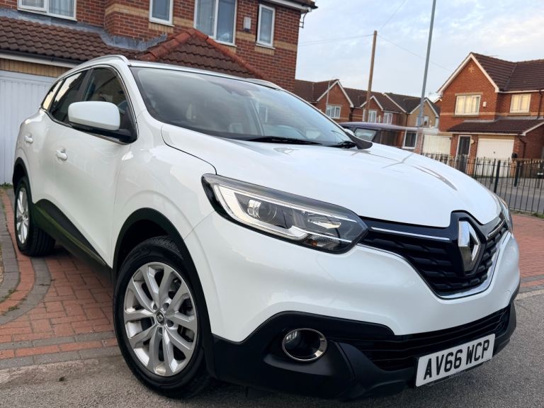 Renault, KADJAR, Hatchback, 2016, Manual, 1461 (cc), 5 doors