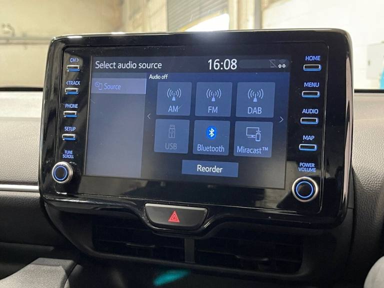 2022 Toyota Yaris 1.5 VVT-h Design Hatchback 5dr Petrol Hybrid E-CVT Euro 6 (s/s) (116 ps) Hatchb...