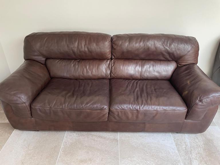 Brown leather sofa suite 