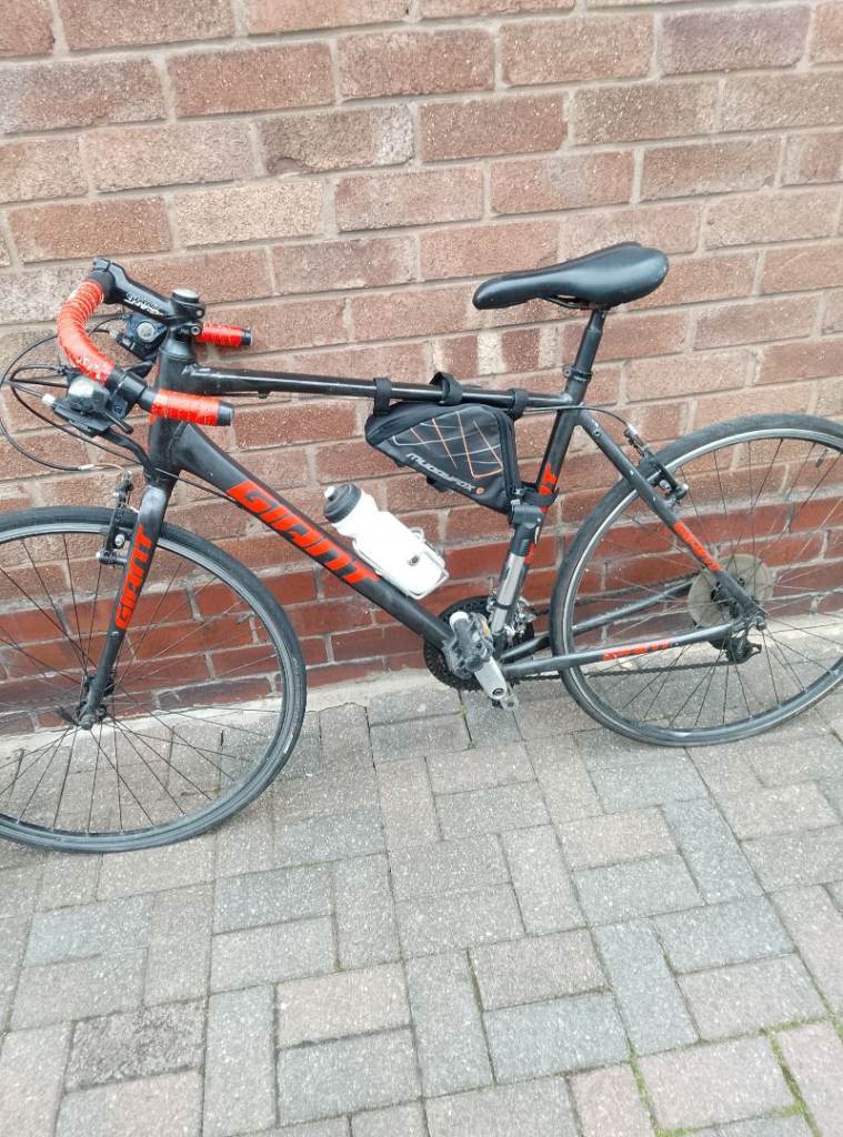 image for Giant defy road bike 