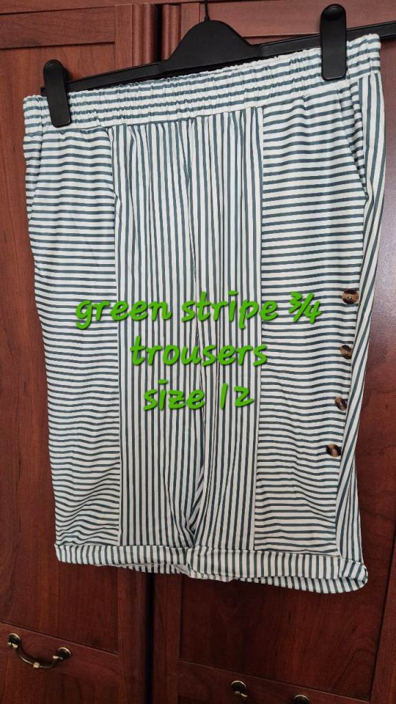 Green Stripe 3/4 Trousers - Size 12, New