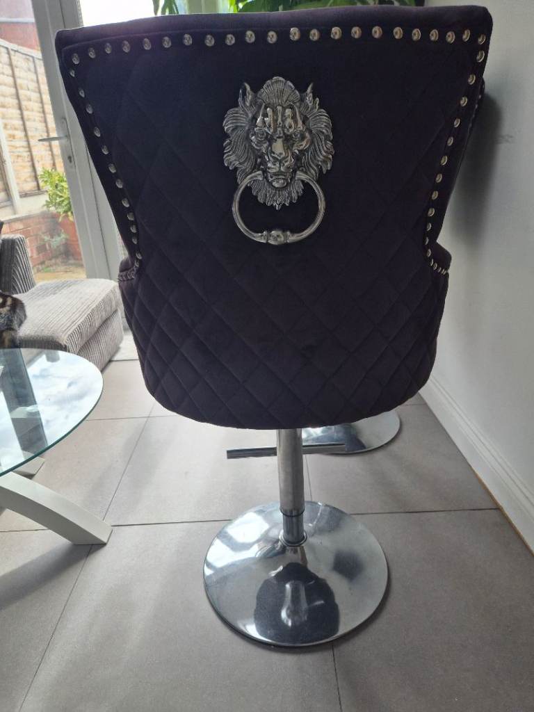 Bar Stools with Lion Knocker Black