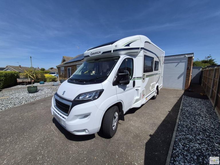 Chausson 650 Etape line, 4 berth, 4 belts, drop down bed, 1 owner