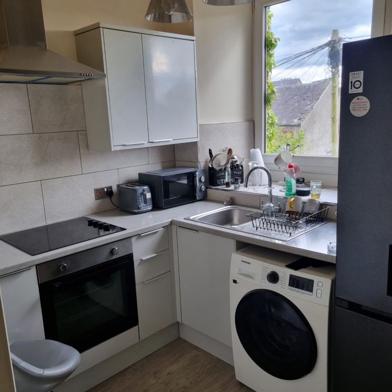 Two bedroom flat to let in Carluke 