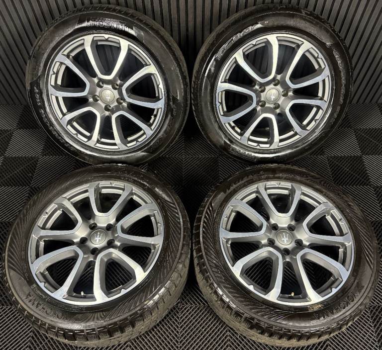 19'' GENUINE MASERATI LEVANTE D V6 ALLOY WHEELS TYRES