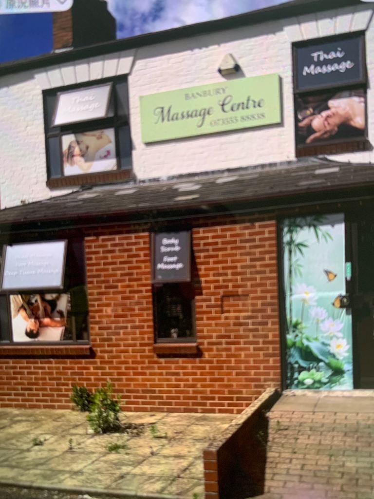 💥Summer Offer £50 For An Hour 💥Professional and Friendly Massage In Banbury