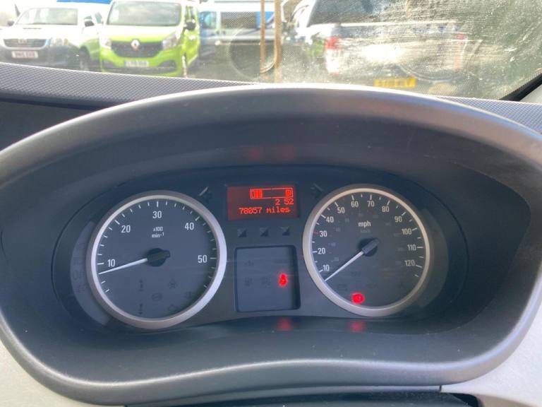 2011 Vauxhall Vivaro 2.0 2900 CDTi ecoFLEX 16v Combi FWD L1 H1 5dr MPV Diesel Manual