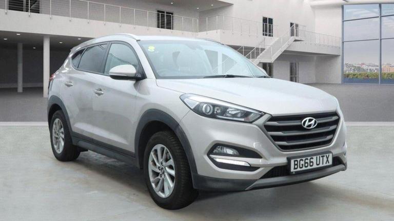 HYUNDAI TUCSON 1.6 GDi Blue Drive SE Nav Euro 6 (s/s) 5dr 2016