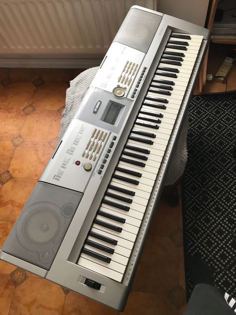 Like new Yamaha DGX-205 Portable Grand Keyboard – Good Condition