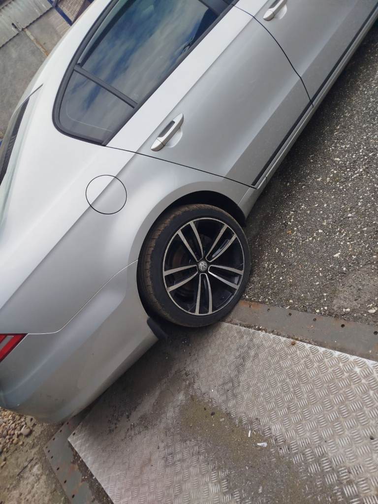 VW Passat Alloys 