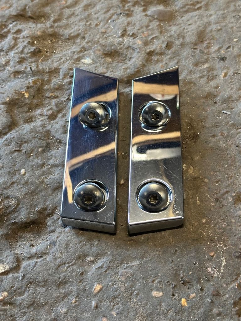 MAZDA MX5 MK3 (NC) CHROME REAR DECK PLATES AND FIXINGS 2005-2008 PAIR + 4 BOLTS