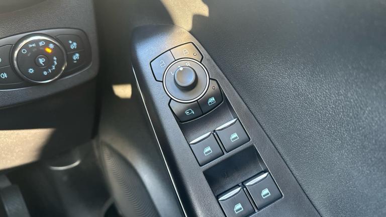 2023 Ford Puma 1.0 EcoBoost Hybrid mHEV ST-Line Vignale 5dr Petrol Hatchback Hatchback Petrol Manual