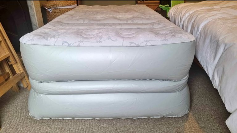 Deluxe aerobed single 