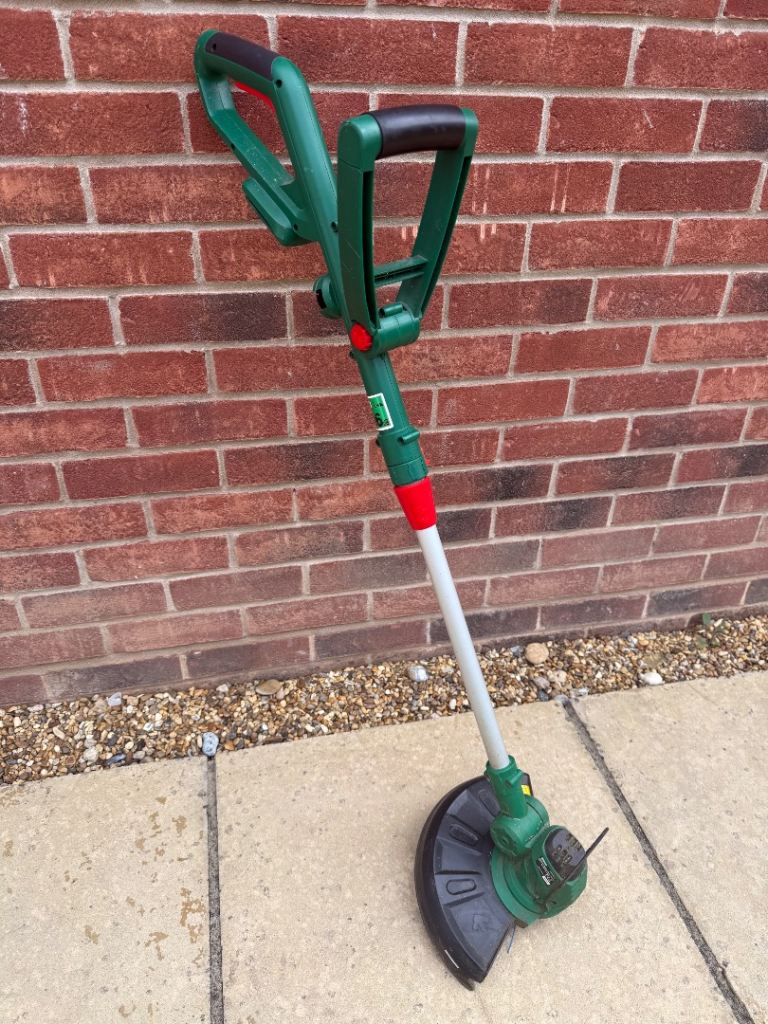 Cordless Grass Strimmer Trimmer WITH battery and charger 