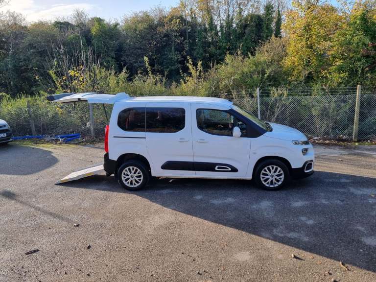 CITROEN BERLINGO 1.2 PureTech Feel 2021