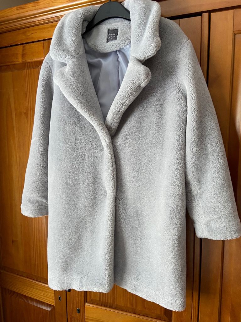 Ladies Silver Grey Faux Fur Coat 