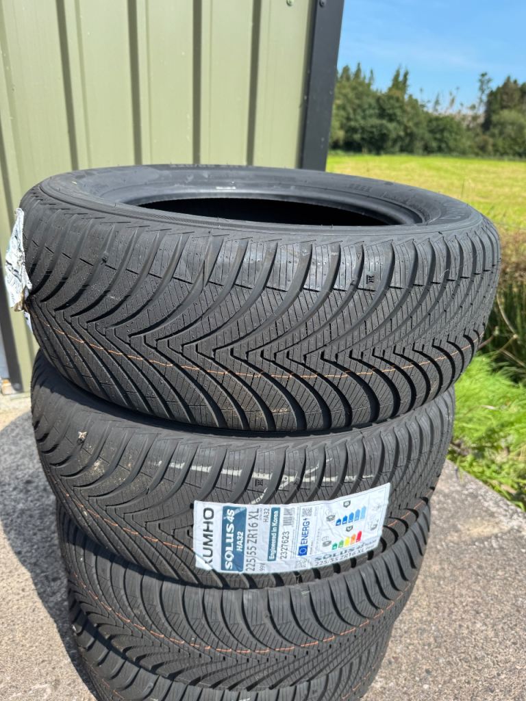 KUMNO 225/55 R16