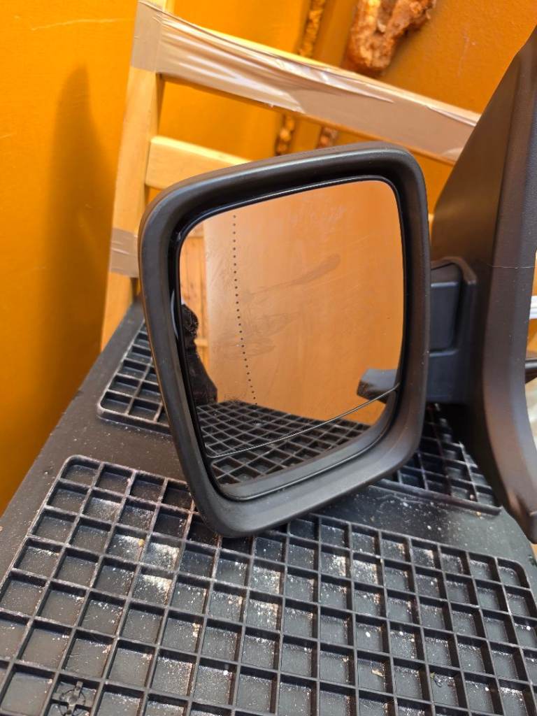 Renault Trafic Manual Wing Door Mirror Left Passenger Side Breaking Parts