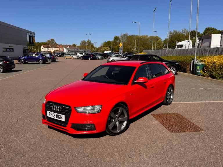 Audi, A4, Estate, 2012, Semi-Auto, 2967 (cc), 5 doors