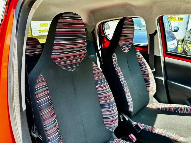 2017 Citroen C1 1.0 VTi Feel Hatchback 5dr Petrol Manual Euro 6 (68 ps) Hatchback Petrol Manual