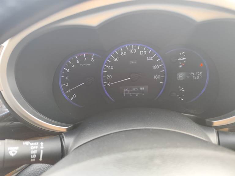 Nissan, 2010, 2480 (cc) 7 seater 