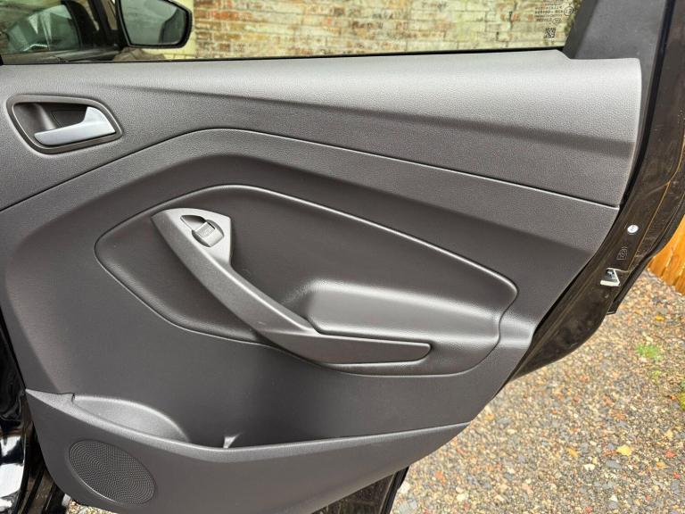 2019 Ford Kuga 1.5T EcoBoost ST-Line Euro 6 (s/s) 5dr HATCHBACK Petrol Manual