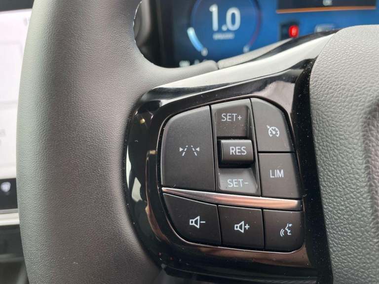 2024 Ford Puma 1.0 EcoBoost Hybrid mHEV Titanium 5dr HATCHBACK PETROL Manual