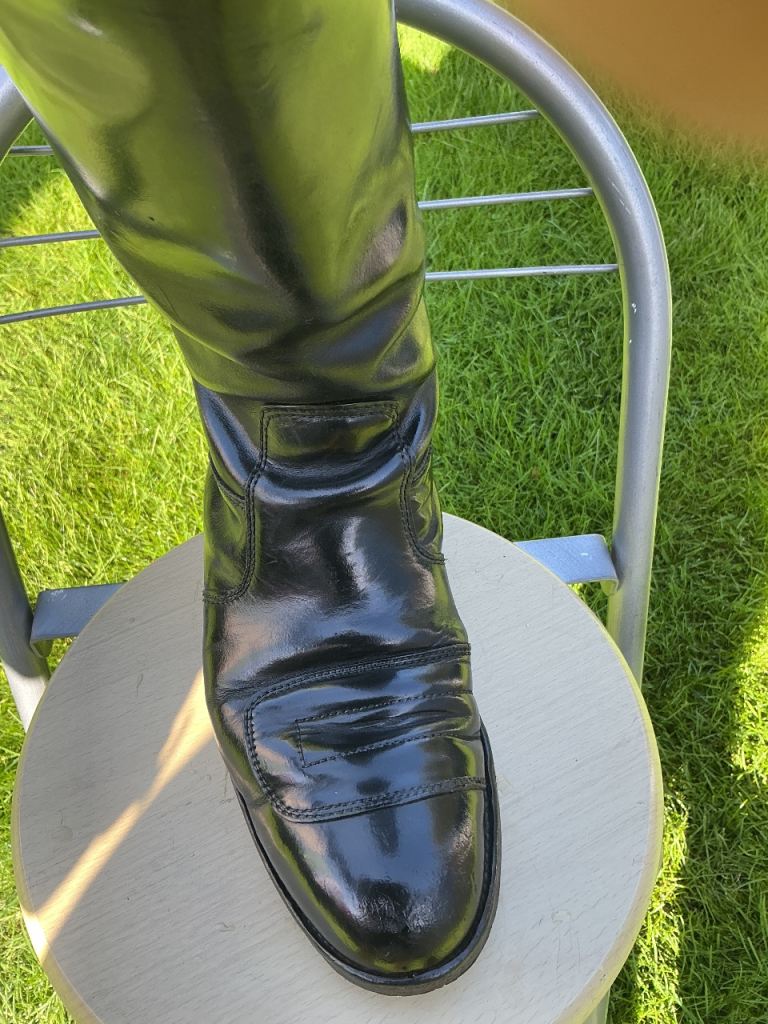 Vintage Goldtop motorcycle boots, size 9