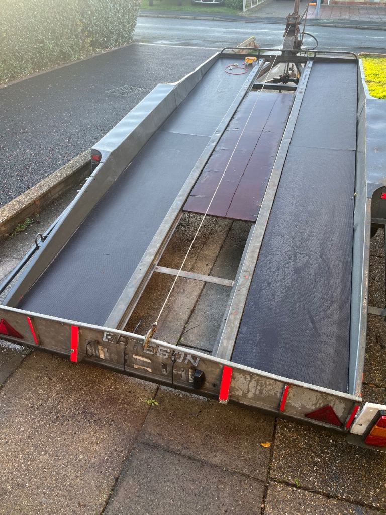 Car transporter trailer tilt bed twin axle