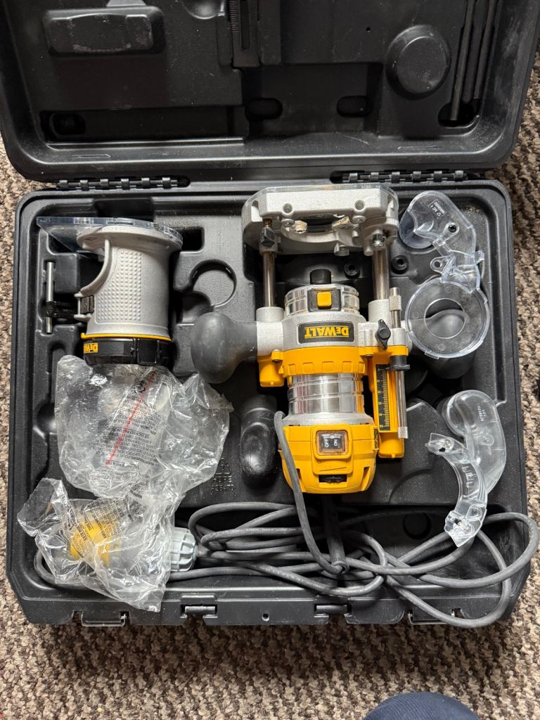 Dewalt router D26204-lx