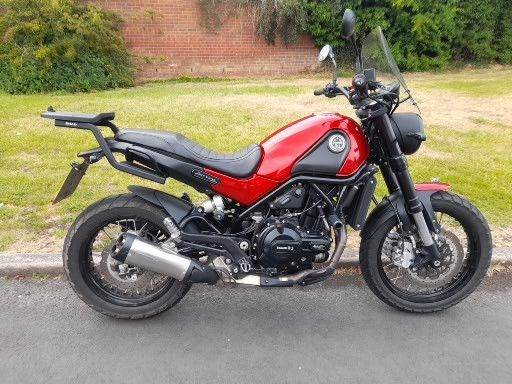 Benelli, LEONCINO, 2018, 500 (cc)