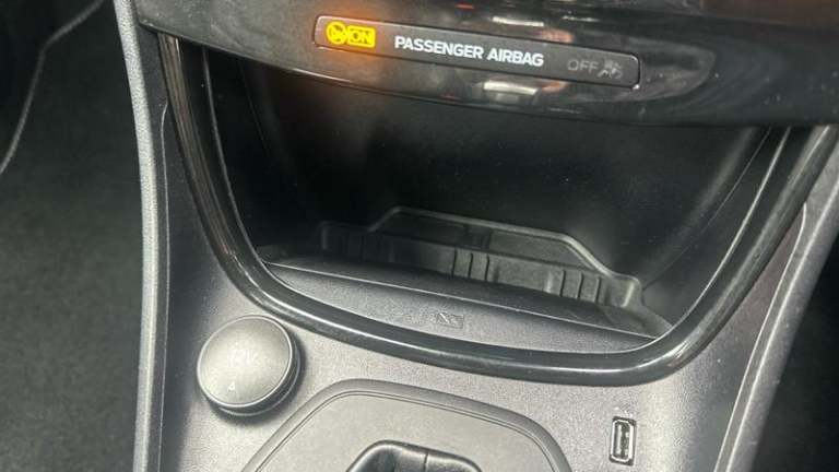 2022 Ford Puma 1.0T EcoBoost MHEV ST-Line Vignale DCT Euro 6 (s/s) 5dr Automatic SUV Hybrid Autom...