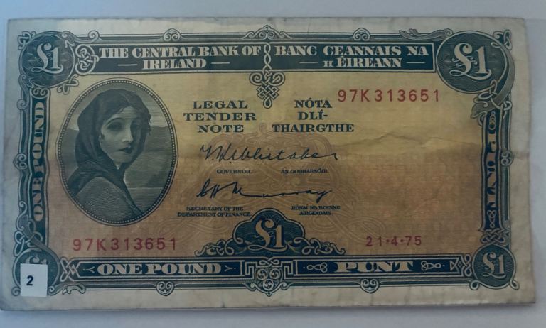 Vintage Central Bank of Ireland One Pound Note