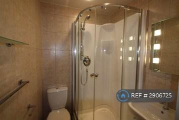 1 bedroom flat in Kelvin Drive, Glasgow, G20 (1 bed) (#2906725)